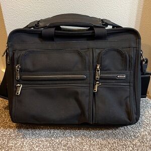 TUMI Alpha Expandable Organizer Laptop Briefcase 26141D4 Black Travel Bag Nylon